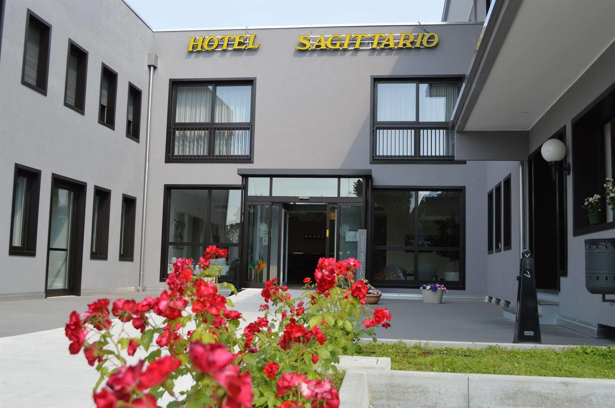 Hotel Sagittario Padova Exterior photo